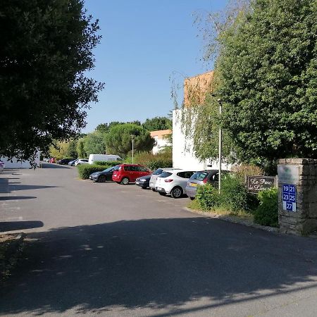 Allee De Limoge Vannes Bagian luar foto